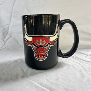 Chicago Bulls Team Mug NBA Official Chicago Bulls Raised Pewter Emblem 12oz
